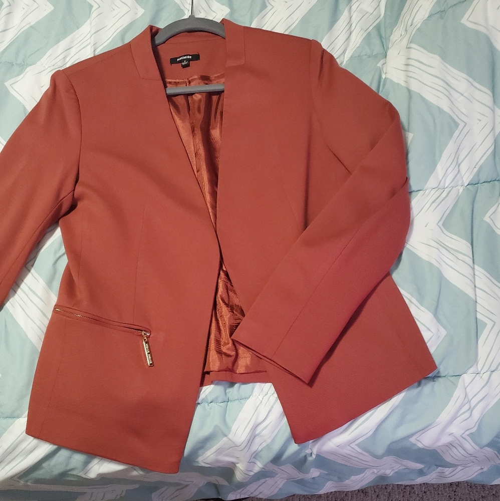 Premise blazer